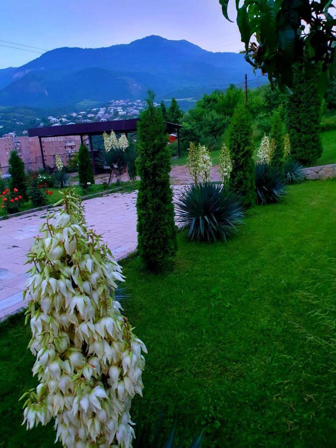 Guest House Ijevan'S Garden Екстериор снимка