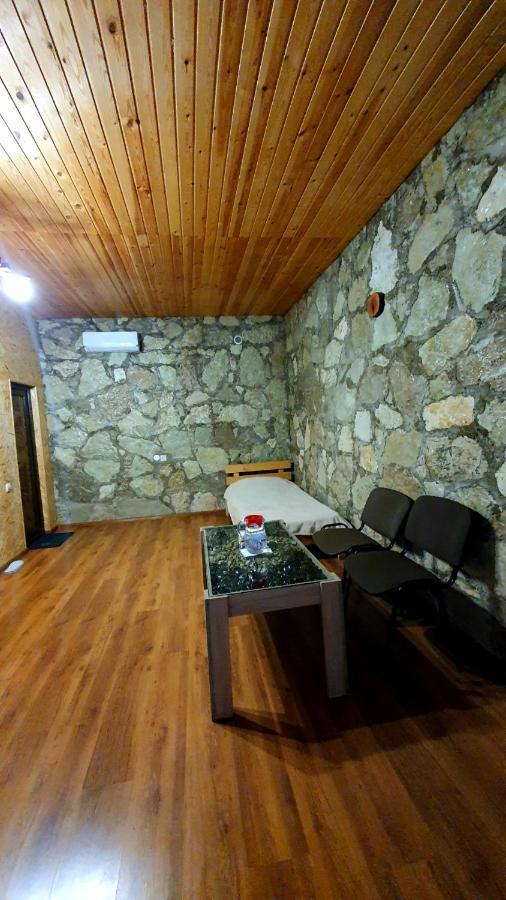 Guest House Ijevan'S Garden Екстериор снимка