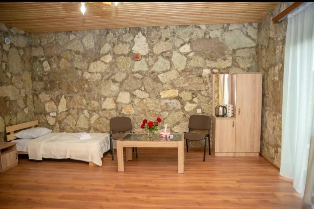 Guest House Ijevan'S Garden Екстериор снимка