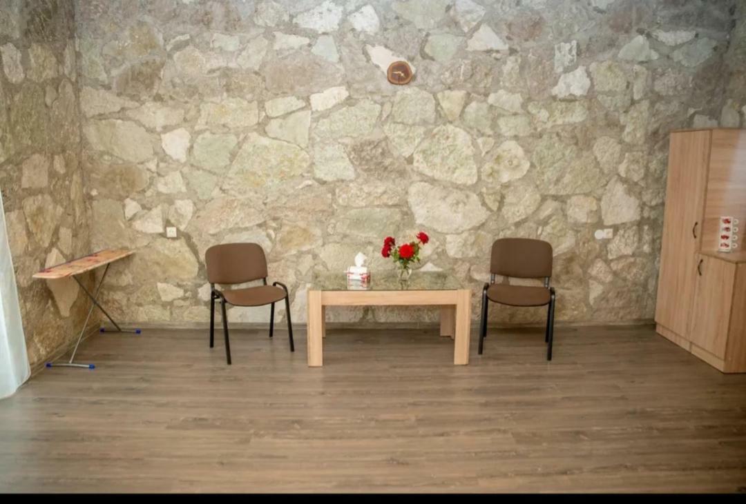 Guest House Ijevan'S Garden Екстериор снимка
